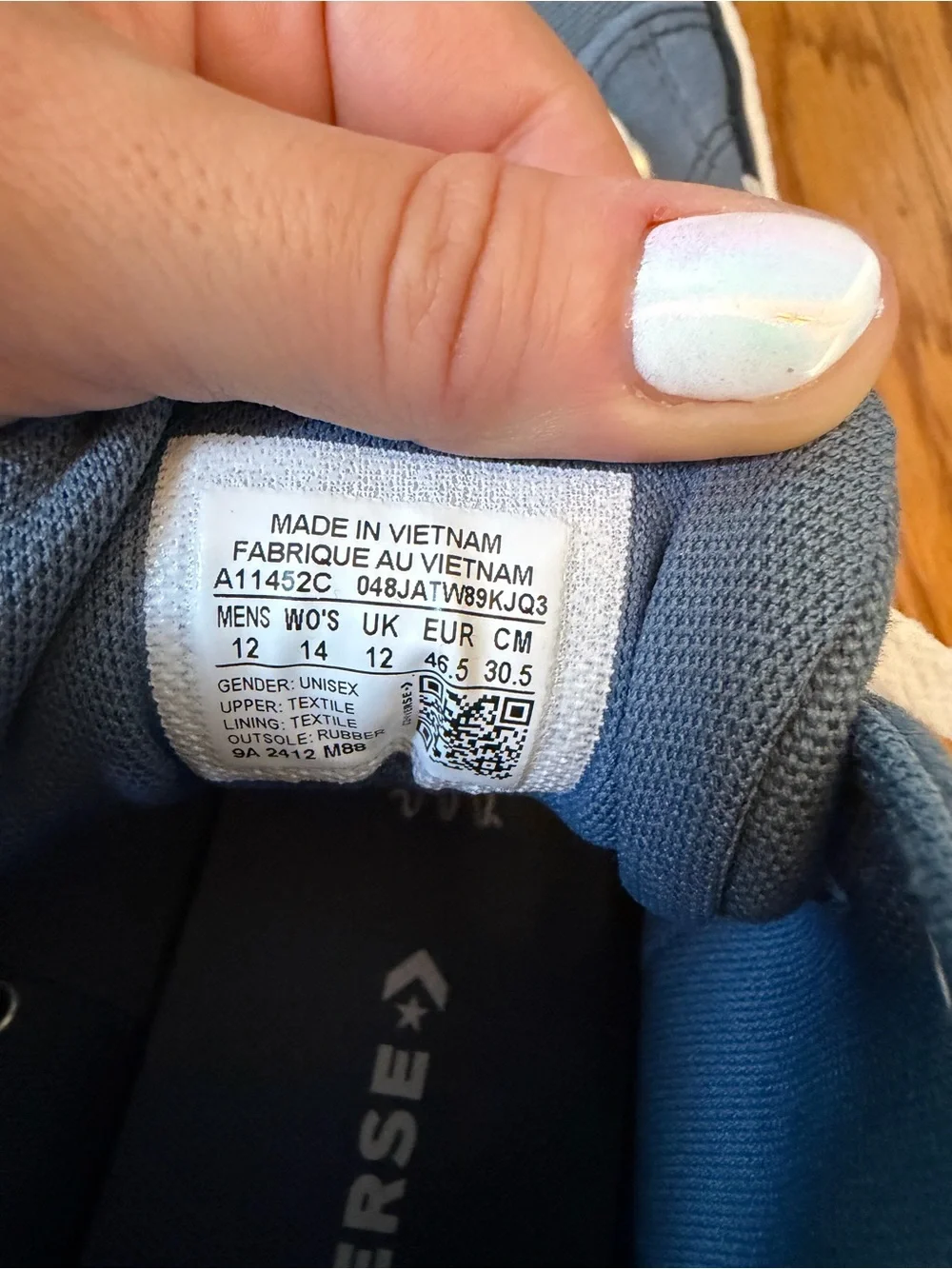 Converse High Top Sneakers Blue with White Accents - Picture 7 of 7